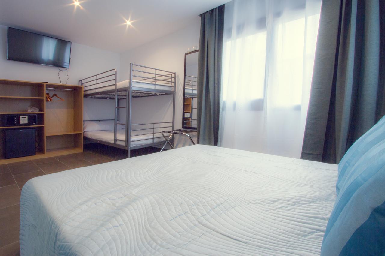 Pixel Hotel Torremolinos Luaran gambar